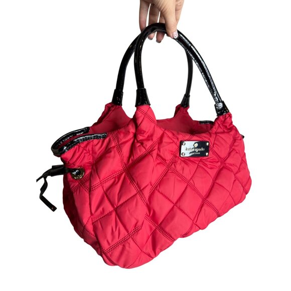 Kate Spade Quilted Nylon Red Tote Bag With Black Patent Handles & Zipper Closure - Picture 2 of 9